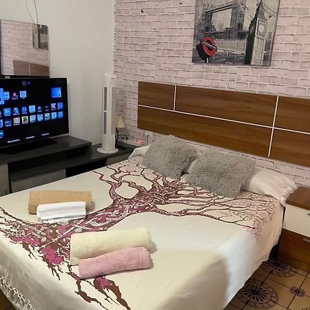 Apartamento Lulu Малага Экстерьер фото